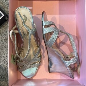 Nina silver wedge with original box